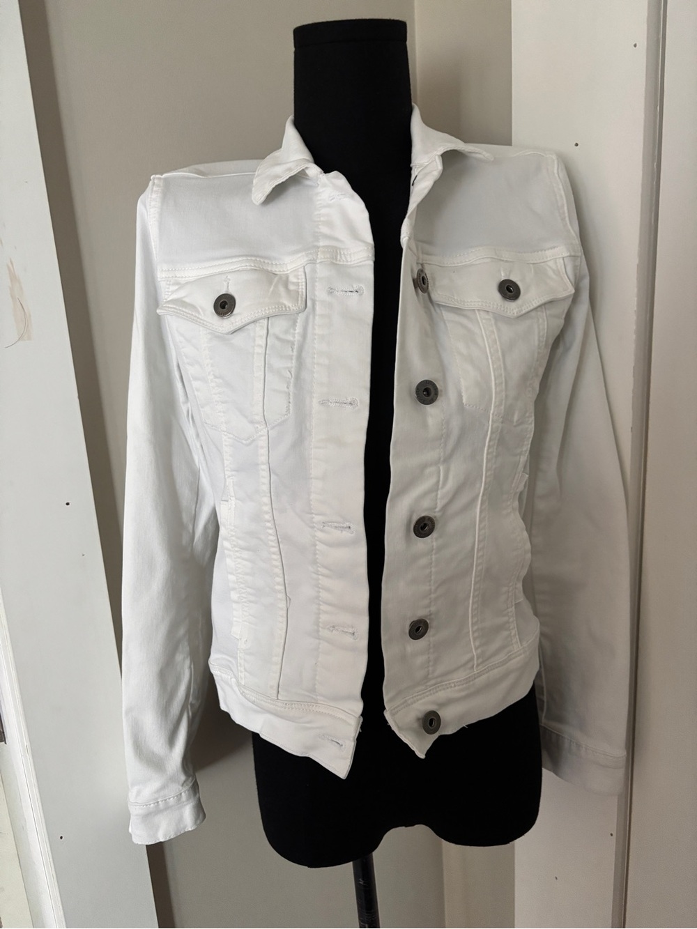 Articles of Society White Women's Denim Jacket Size Small